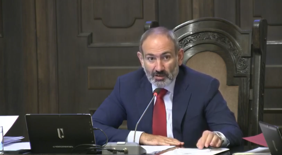25 հազար դրամ ստացող ուսուցիչն ի՞նչ է տալիս մեր երեխեքին, տալու բան ունի՞․ Փաշինյան