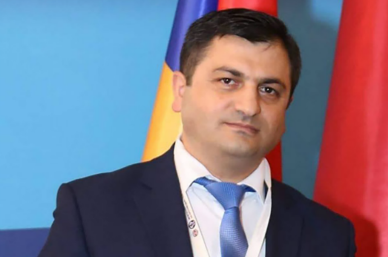 Հայկ Հարությունյանի մահվան հանգամանքների դեռևս չբացահայտված լինելու պայմաններում նրան վերագրվել են մտքեր․ Գոռ Աբրահամյան