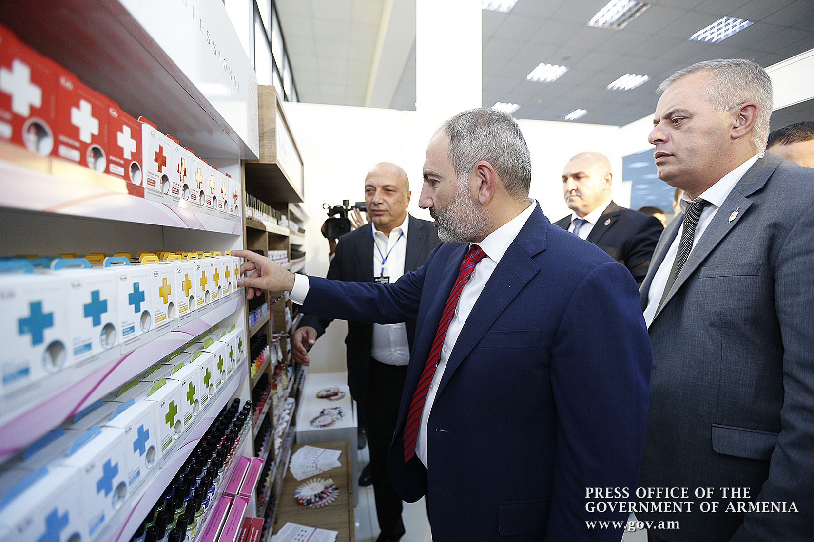 Վարչապետը ծանոթացել է «Արմենիա էքսպո-2019» ցուցահանդեսում ներկայացված արտադրանքին