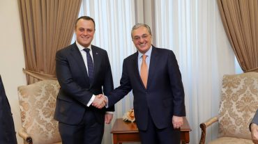 Զոհրաբ Մնացականյանը հանդիպել է Ավստրալիայի խորհրդարանական պատվիրակության հետ