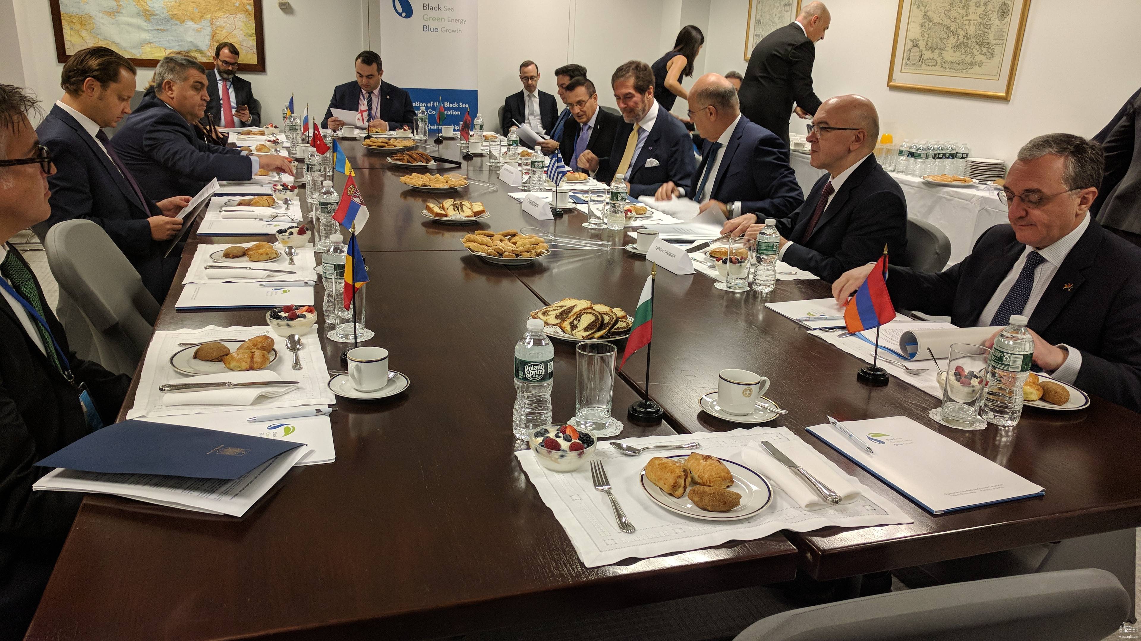 Մնացականյանը մասնակցեց Սևծովյան տնտեսական համագործակցության ԱԳ նախարարների խորհրդի հանդիպմանը