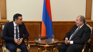 Արմեն Սարգսյանն ընդունել է Արման Թաթոյանին