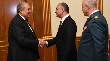 Արմեն Սարգսյանը հյուրընկալել է Լիբանանի պաշտպանության նախարարի գլխավորած պատվիրակությանը