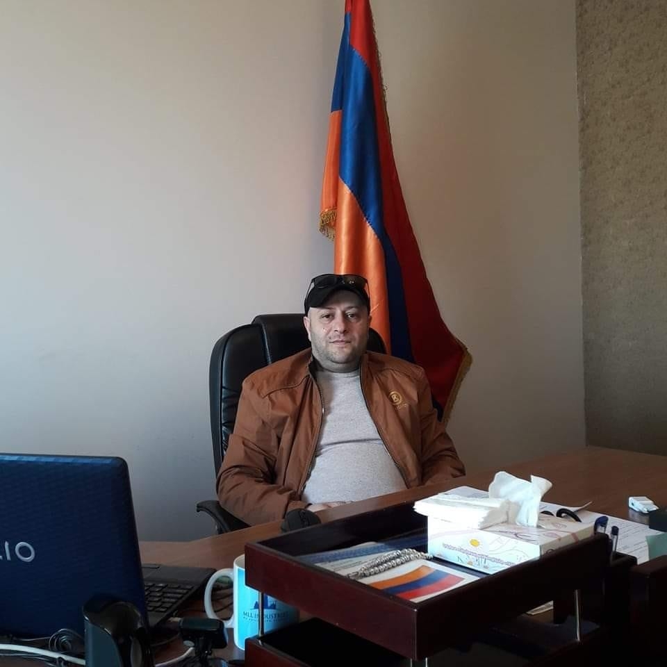 Աջափնյակ վարչական շրջանի ղեկավարի տեղակալ Արամ Մանուկյանը ազատման դիմում է ներկայացրել