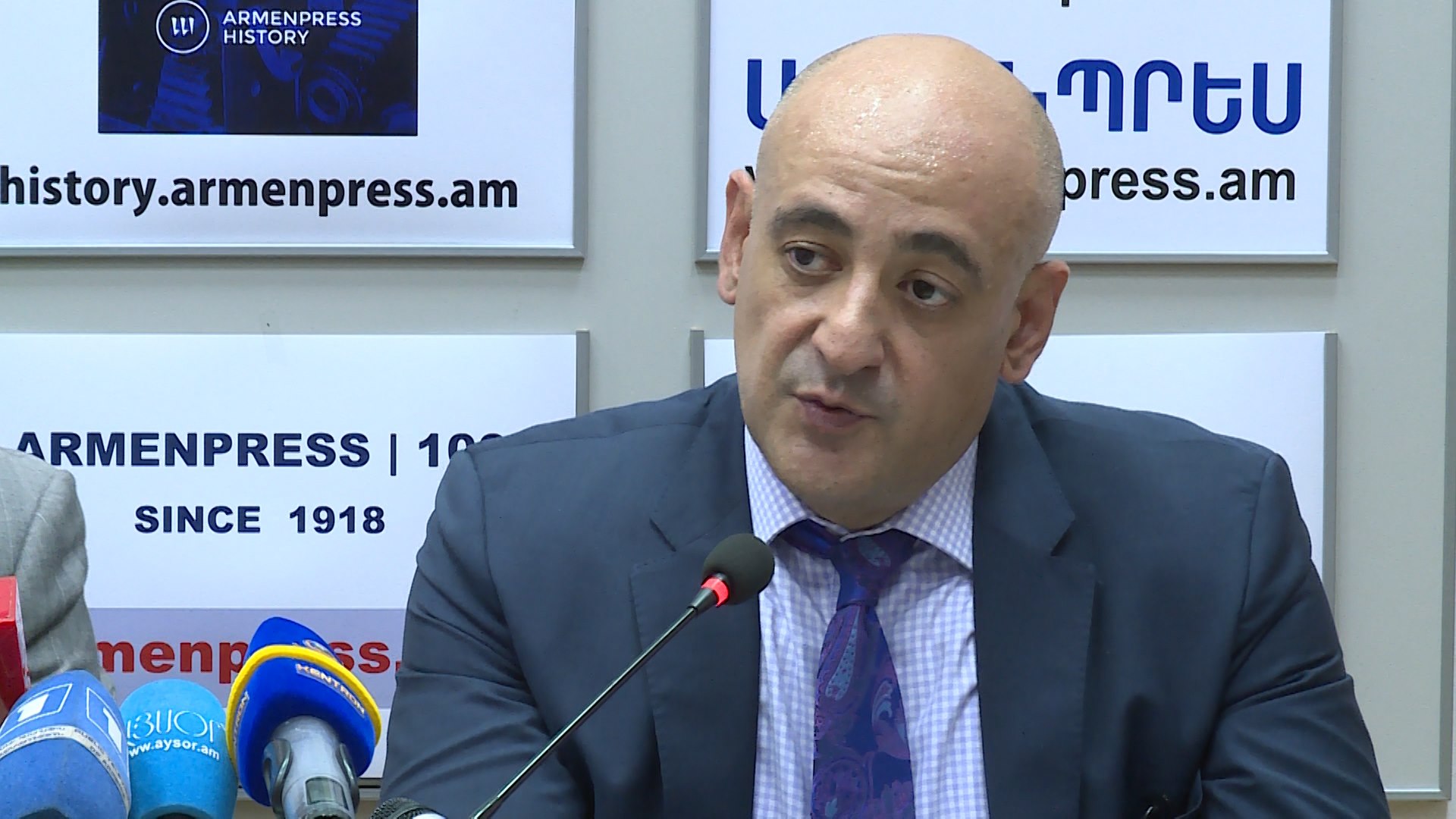 Ամսական 200-300 հազար՝ 20 տարի շարունակ. Վարուժան Ավետիքյանը 1000 դրամների շնորհիվ կատարած հատուցումներն  է ներկայացնում