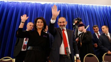 Ի՞նչ բրենդի զգեստ և զարդեր է կրել Աննա Հակոբյանը Նյու Յորքում