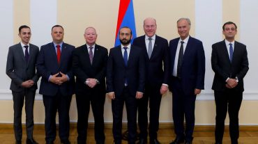 Արարատ Միրզոյանը հանդիպել է ավստրալացի խորհրդարանականների հետ