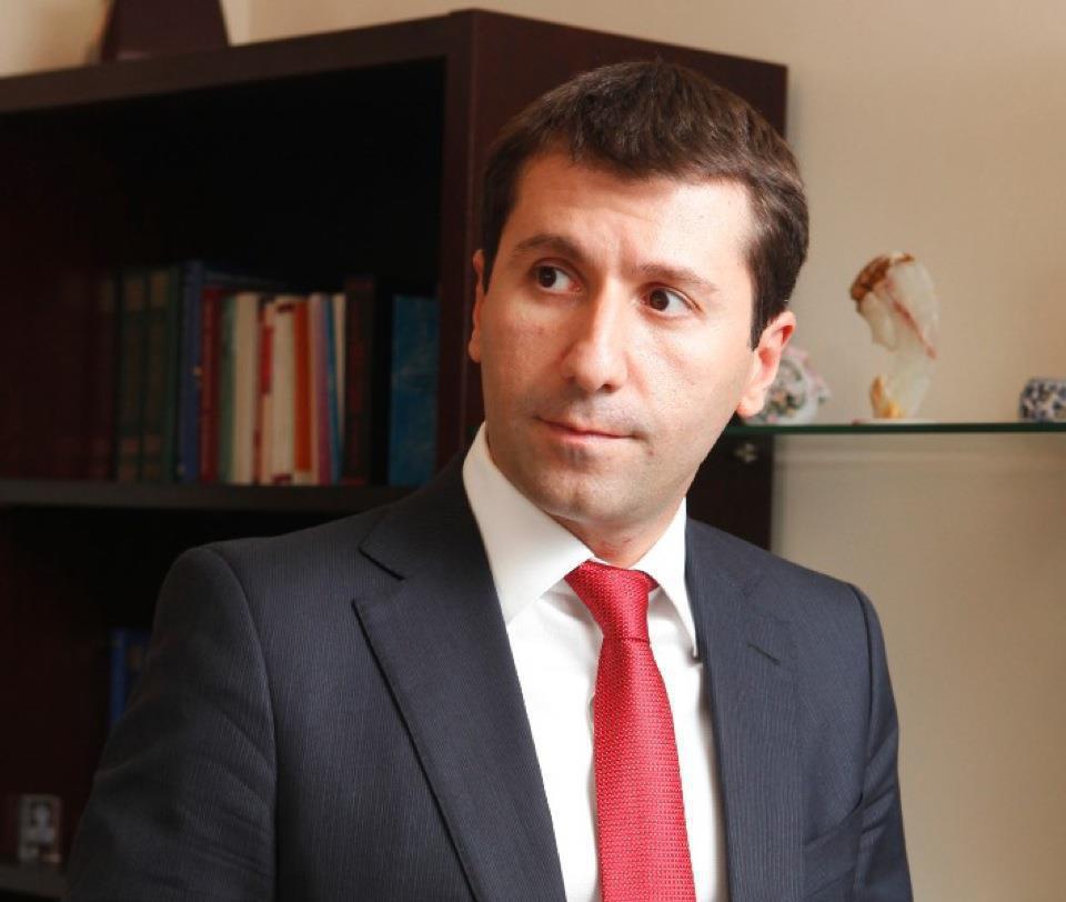 Փաշինյանն ընդդեմ նախկինների. հաշիվն այսօր 10:3 է՝ հօգուտ Փաշինյանի. ՀՀ նախկին ՄԻՊ-ի գրառումը