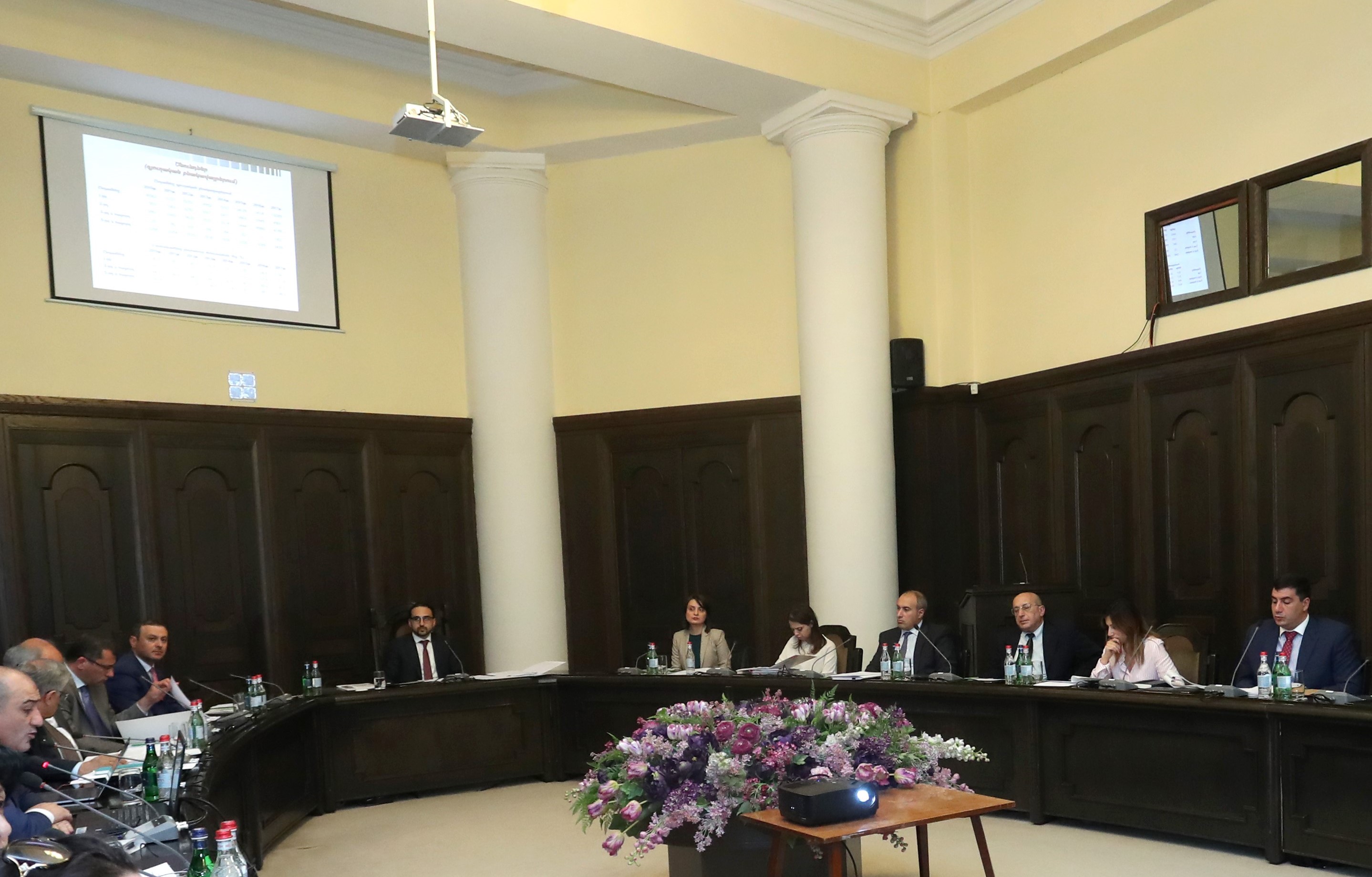 Ավինյանի գլխավորությամբ անցկացվել է Ժողովրդագրական իրավիճակի բարելավման խորհրդի նիստ