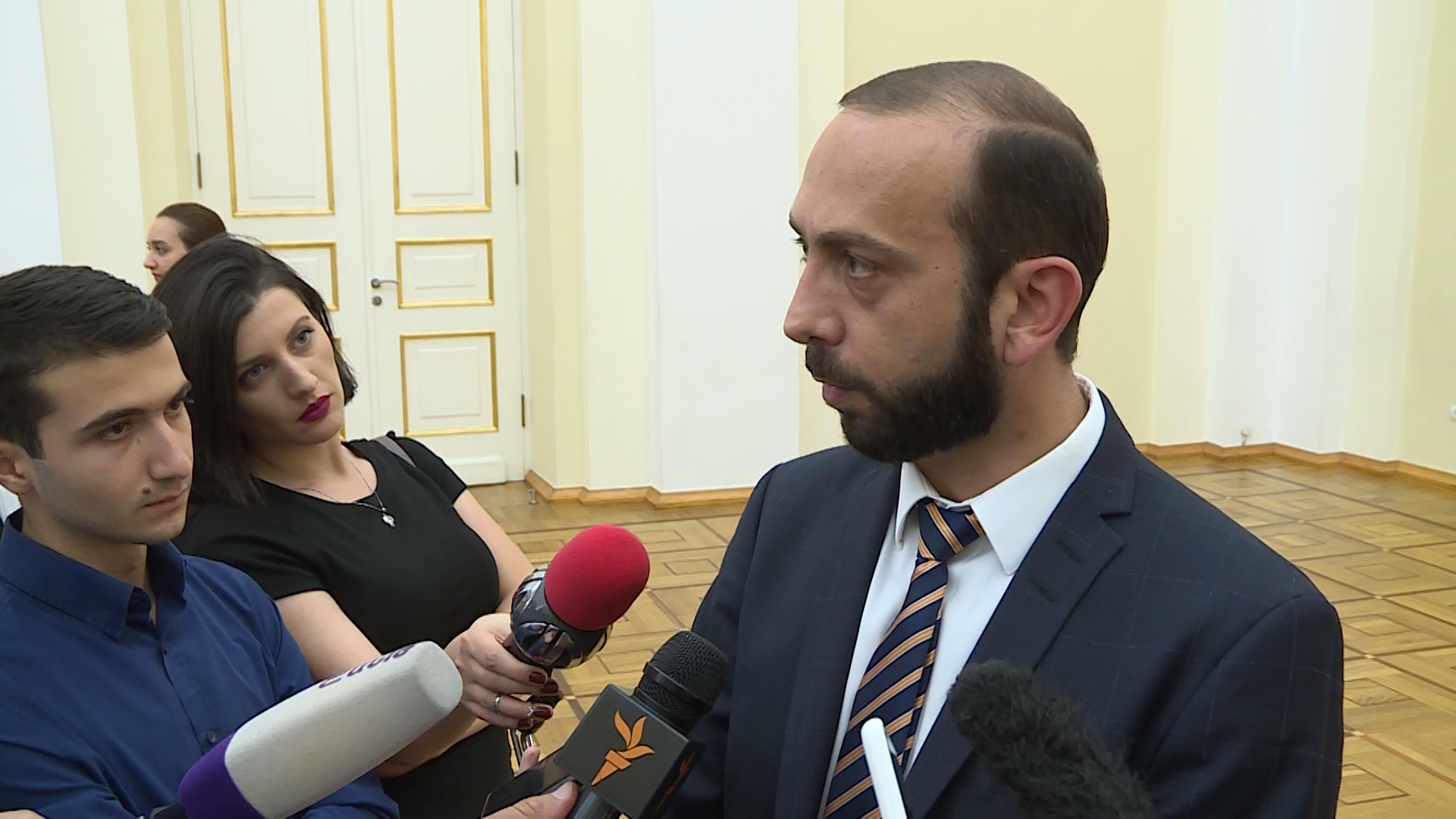 Տեսնենք, թե ինչպիսին կլինի դեպքերի հետագա ընթացքը. Միրզոյանը` Հրայր Թովմասյանի լիազորությունները դադարեցնելու նախագծի մասին