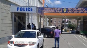 Վանաձորում 4 անձ, որոնցից մեկը՝ դիմակավորված, կողոպտել են առևտրականի՝ հափշտակելով 30 հազար դոլար