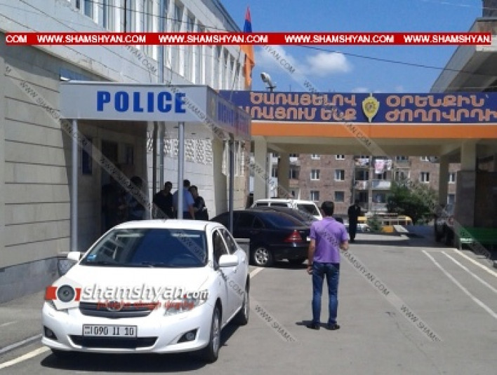 Վանաձորում 4 անձ, որոնցից մեկը՝ դիմակավորված, կողոպտել են առևտրականի՝ հափշտակելով 30 հազար դոլար