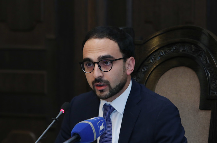 Առաջին երեխայի ծննդյան միանվագ նպաստն ավելանալու է՝ 50 հազար դրամից դարձնելով 300 հազար դրամ. Տիգրան Ավինյան