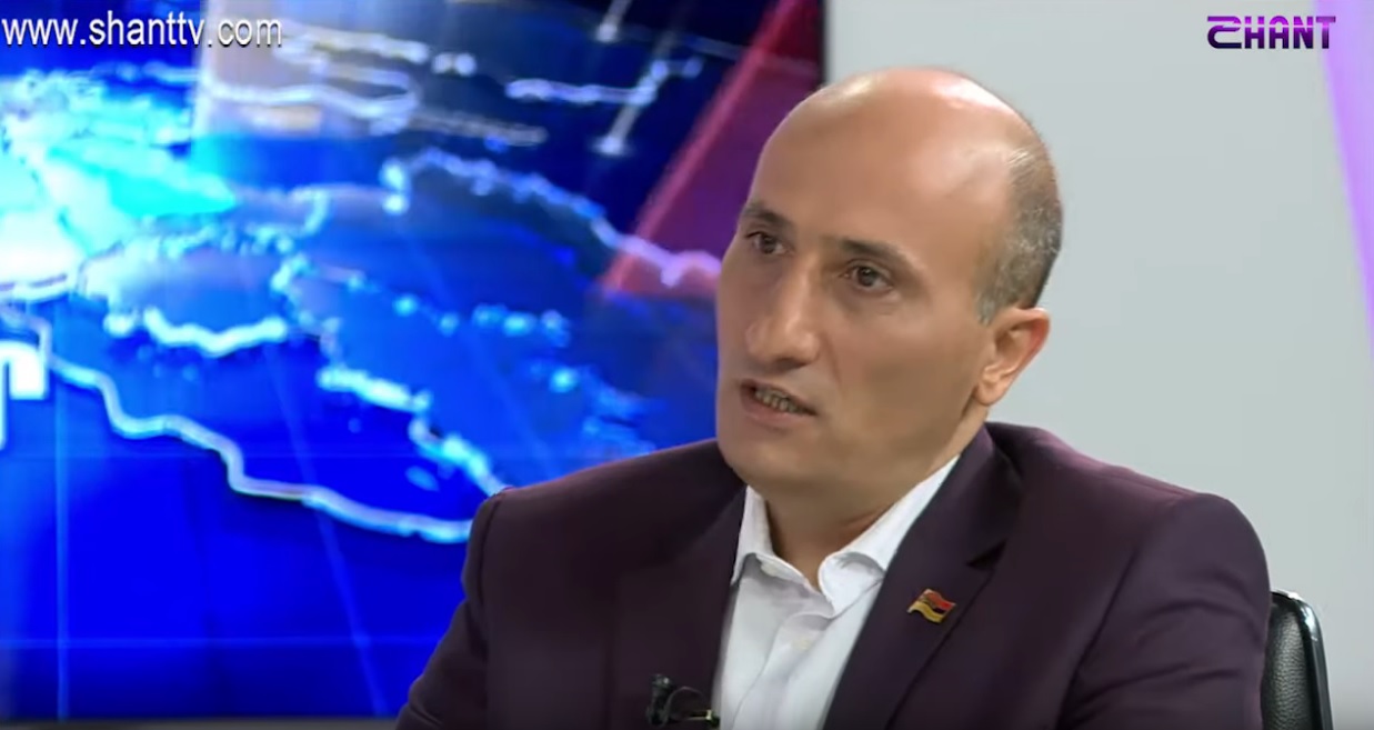 Հրայր Թովմասյանը Ռոբերտ Քոչարյանի պաշտպանական խմբի ոչ ֆորմալ անդամի կարգավիճակ ունի. Վահանգ Հովակիմյան