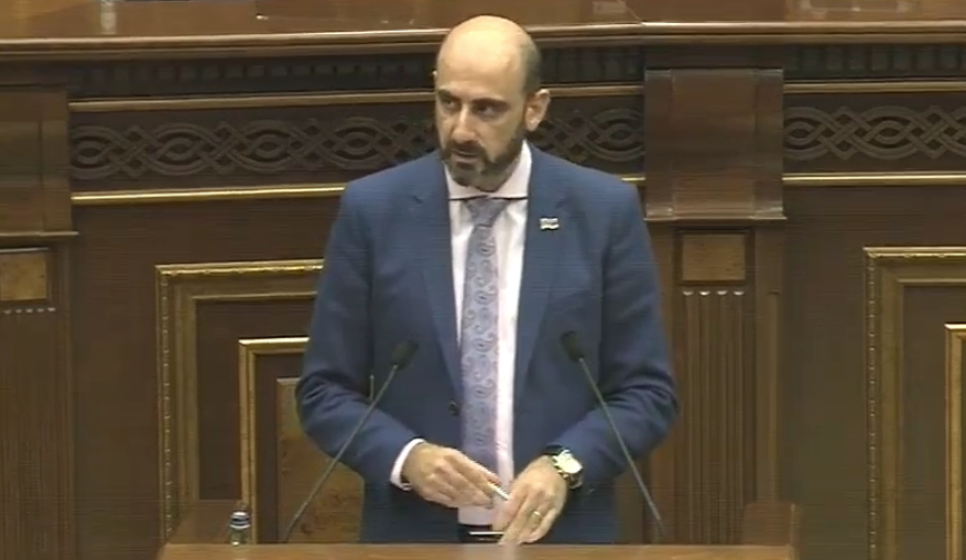 Այսուհետև ՀՀ-ում որևէ աշխատող նվազագույն սպառողական զամբյուղից ցածր աշխատավարձ չի ստանալու․ պատգամավոր