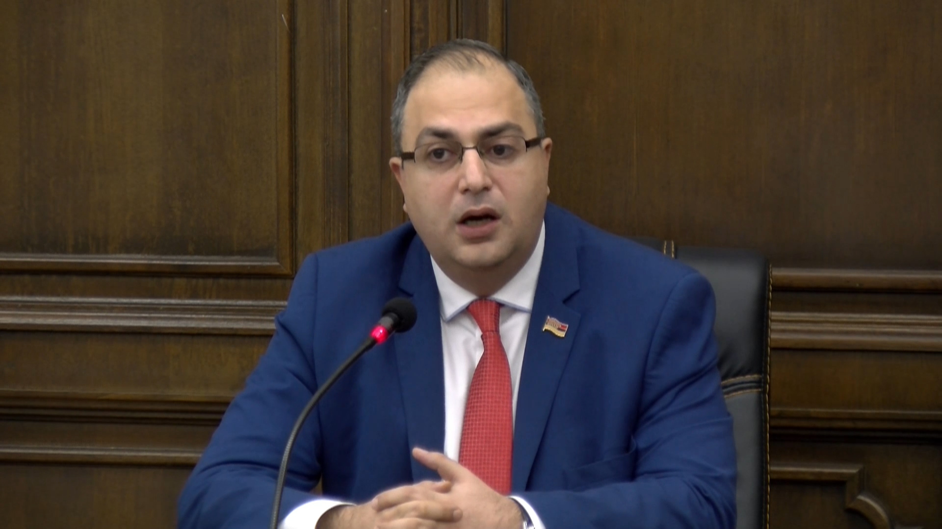 «Իմ քայլը» մտադի՞ր է պարզել՝ ով է դեմ քվեարկել Թովմասյանի վերաբերյալ նախագծին