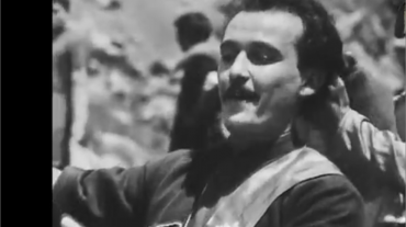 ՀԽՍՀ վաստակավոր արտիստ Ալբերտ Սարգսյանի հիշատակին հուշատախտակ է տեղադրվել Գյումրիում