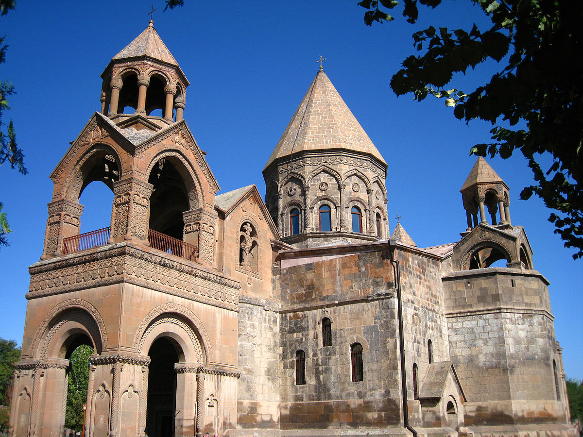 Կատարվել են եկեղեցականների նոր նշանակումներ