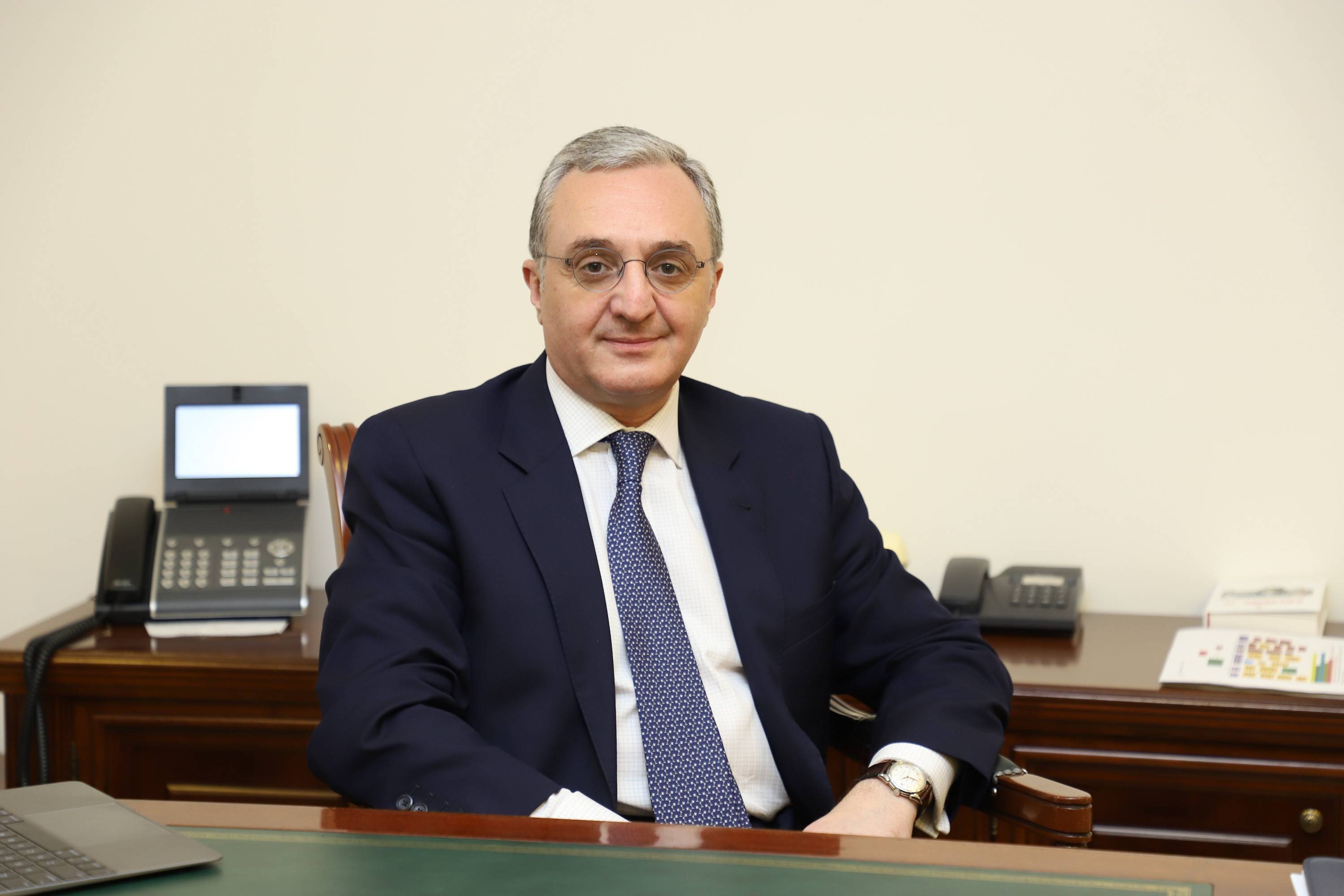 Զոհրաբ Մնացականյանը Լոնդոնում հանդիպել է ՄԹ Եվրոպայի և Ամերիկայի հարցերով պետնախարարին