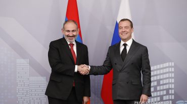 Փաշինյանն ու Մեդվեդևն անդրադարձել են հայ-ռուսական հարաբերությունների օրակարգային թեմաներին
