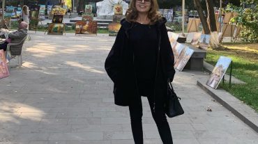 Սաթի Սպիվակովան դստեր հրավերով ժամանել է Հայաստան