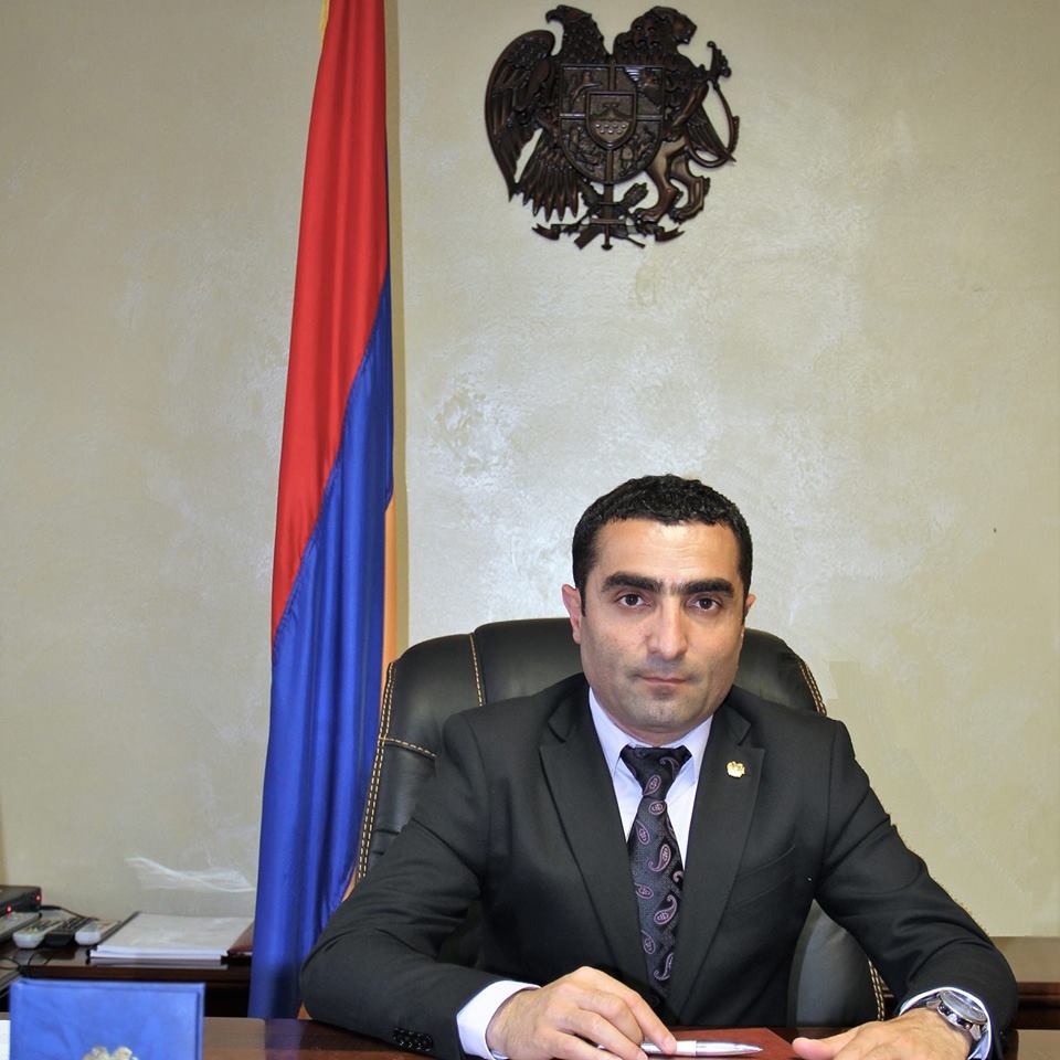 Կոտայքում մարզպետի աշխատակազմի եւ Առինջի համայնքապետարանի աշխատակիցների մասնակցությամբ կատարվել է ծառատունկ