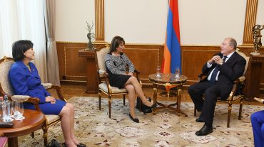 Արմեն Սարգսյանը հյուրընկալել է ԱՄՆ Ներկայացուցիչների պալատի անդամներին
