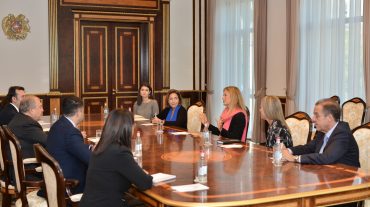 Նախագահն ընդունել է «Կրթություն բոլորի համար» միջազգային ցանցի համաժողովի մասնակիցներին