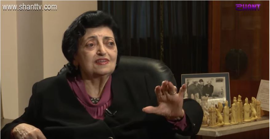 Դուրս շատ եկավ, բայց Էնքան տարի չի եղել, որ մինչև չլինի, չեմ հավատա. Կարեն Դեմիրճյանի այրին՝ նրա արձանի մասին