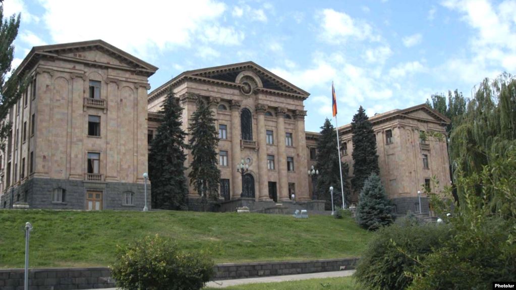 ԱԺ-ն շարունակում է աշխատանքը