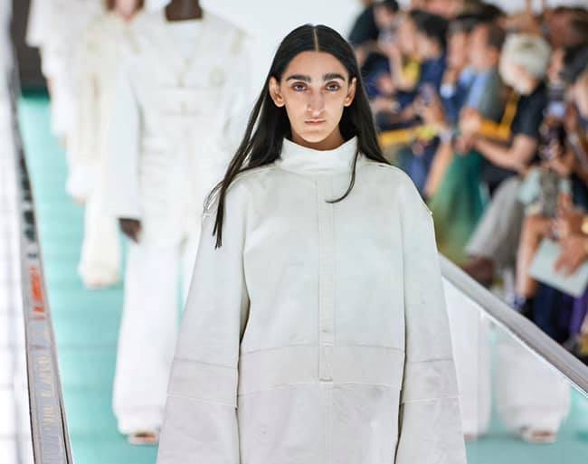 Комсомольская правда-ն տեսանյութ է պատրաստել Gucci-ի հայ մոդելի մասին