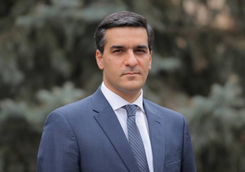 Ուսուցչի պաշտպանությունը պետք է լինի բոլորիս խնամքի և հոգածության առարկան. Արման Թաթոյան