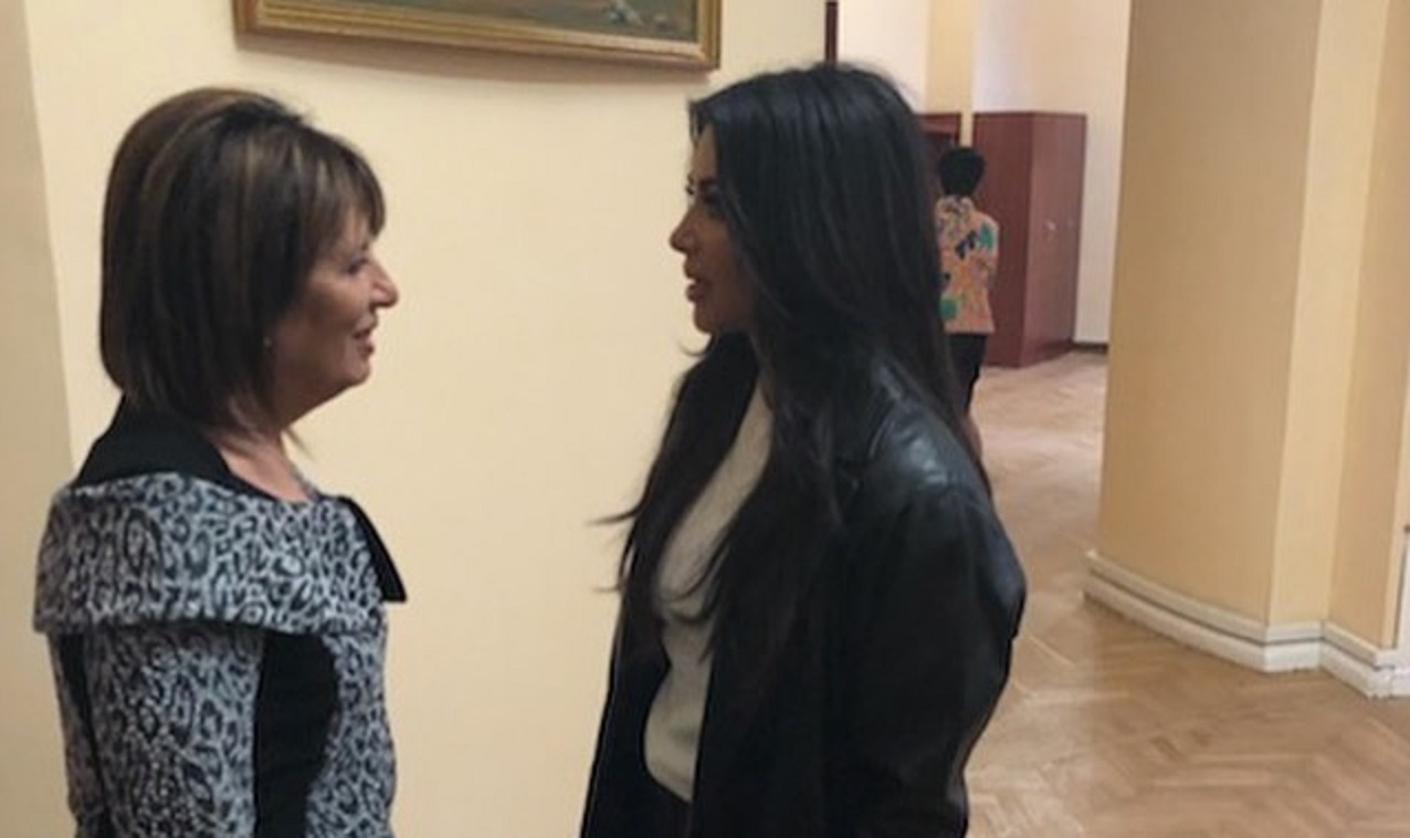 Ինչի՞ մասին են զրուցել հայկական ծագում ունեցող կոնգրեսականն ու Քիմ Քարդաշյանը