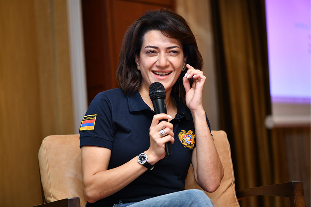 Ընդդիմությունն օգտագործում է իմ ակտիվ գործունեությունն ընդդեմ իմ ամուսնու. Աննա Հակոբյան