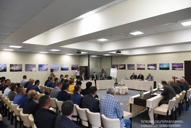 Բակո Սահակյանը մասնակցել է հանքարդյունաբերության ոլորտին առնչվող կոնֆերանսի բացմանը