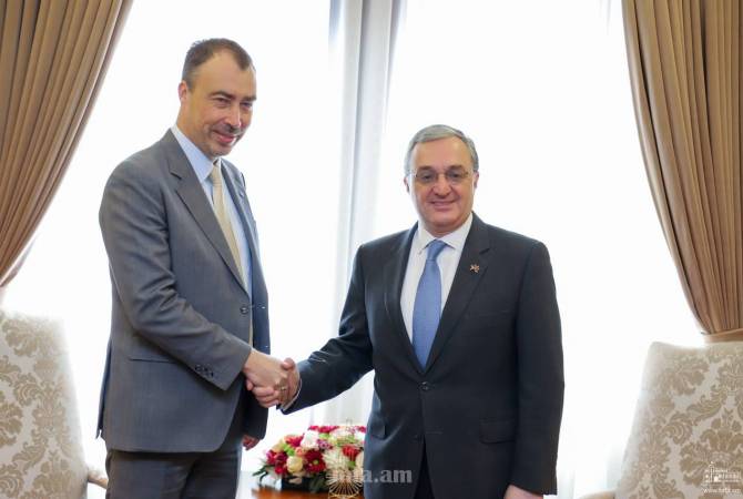 Զոհրաբ Մնացականյանը հանդիպել է ԵՄ հատուկ ներկայացուցիչ Տոյվո Կլաարի հետ