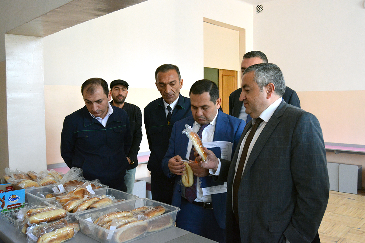 Երևանի դպրոցներում գործող հանրային սննդի կետերում դիտարկումներ են անցկացվել