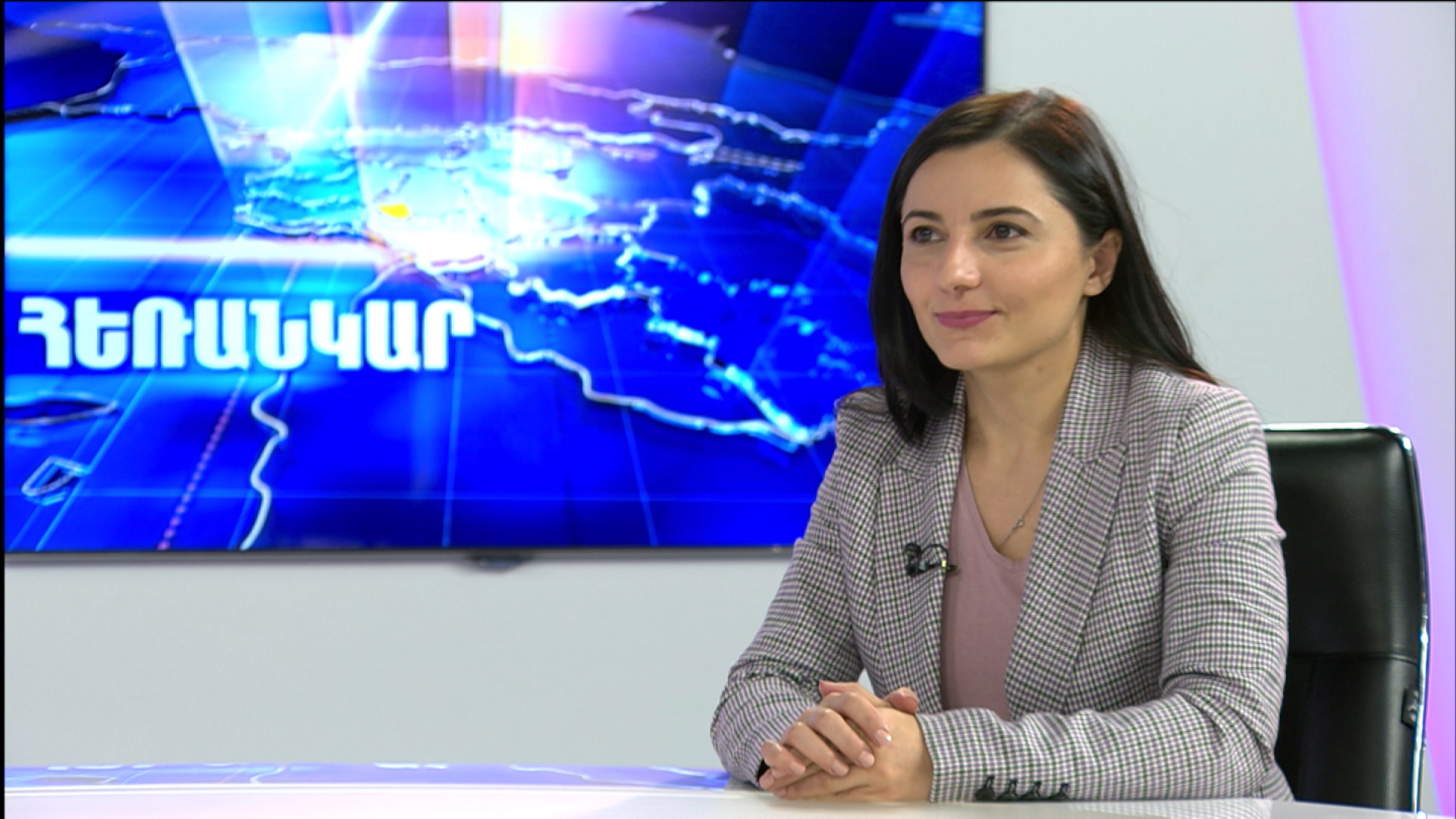 Անահիտ Վեզիրյան