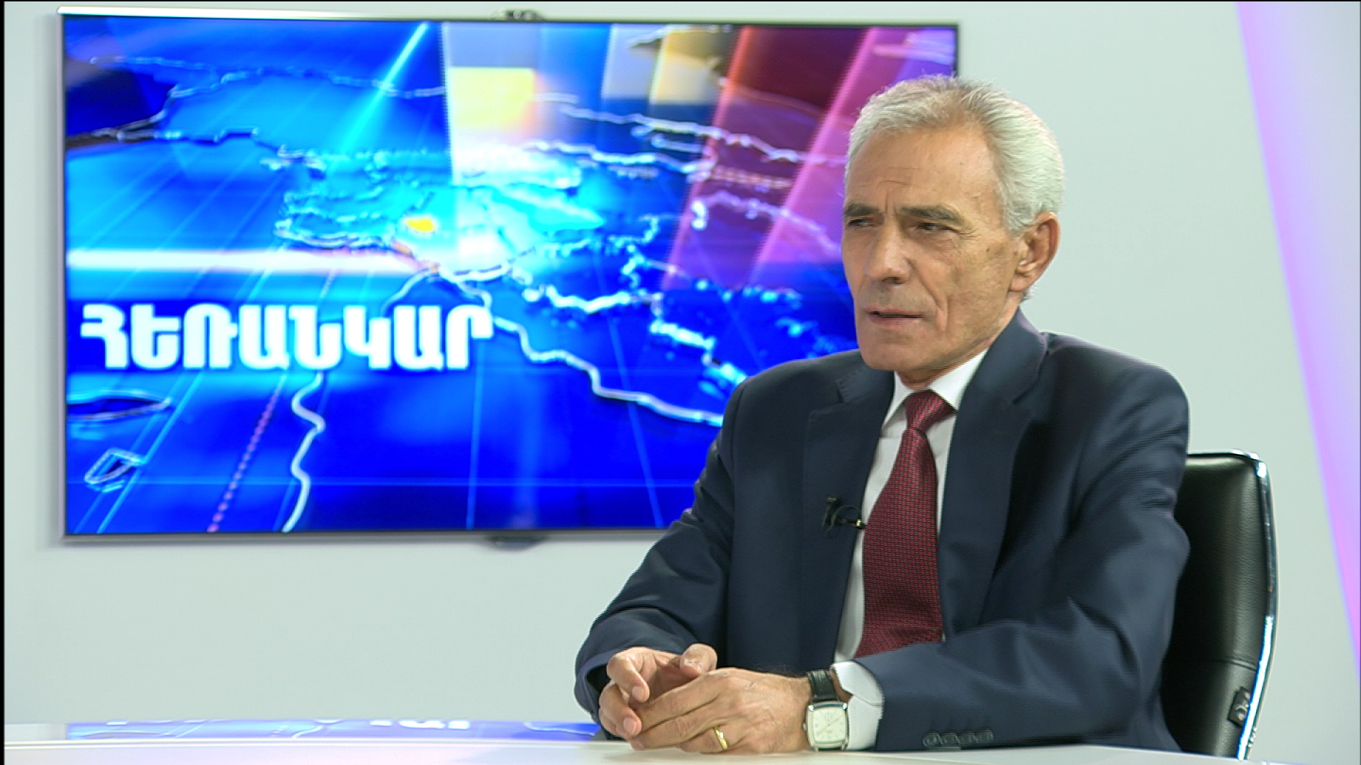 Արշակ Փոլադյան