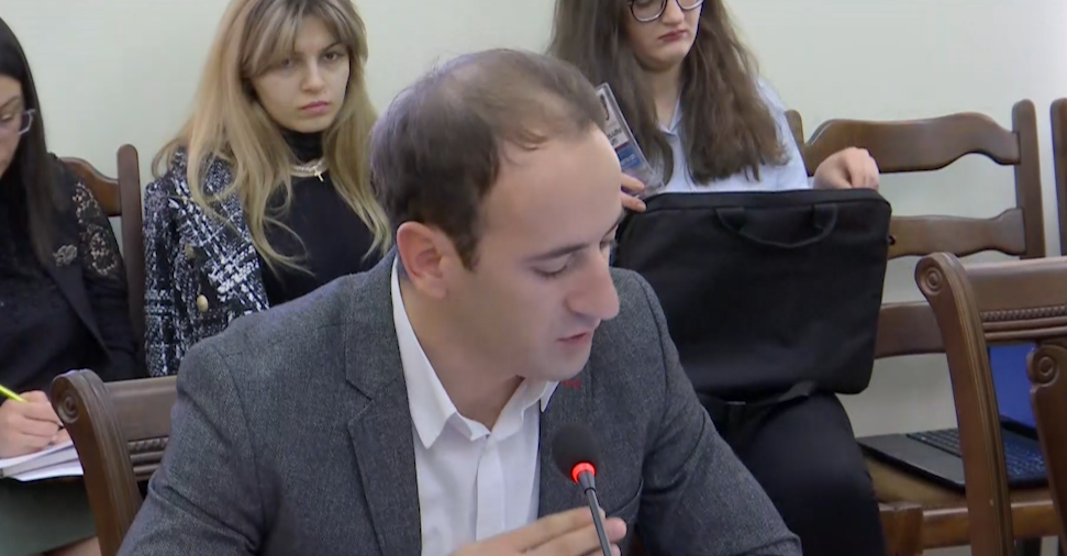 Քաղաքացին կարող է լուսանկարահանել ճանապարհային խախտում անող նույն անձին ամիսը միայն մեկ անգամ. օրինագիծն ԱԺ-ում է