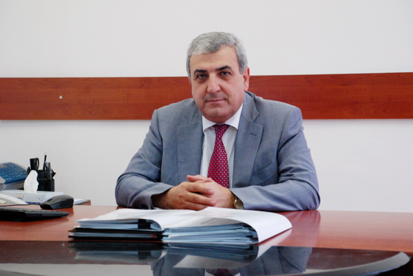 Արմեն Կարապետյանն ազատվել է Էկոնոմիկայի նախարարության գլխավոր քարտուղարի պաշտոնից