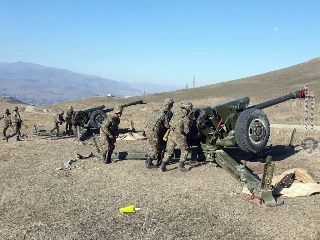 Հրետանու կրակով ոչնչացվել են պայմանական հակառակորդի հենակետերը․ զորավարժություն ԶՈՒ-ում