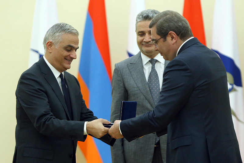 Դավիթ Անանյանը պարգևատրվել է մեդալով