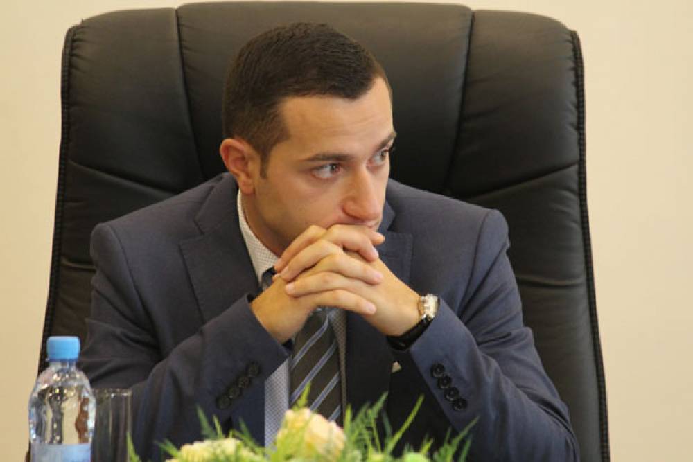 Թուրքական բանակը ռմբակոծում է Սիրիայի հայաբնակ քաղաքները. Մխիթար Հայրապետյան