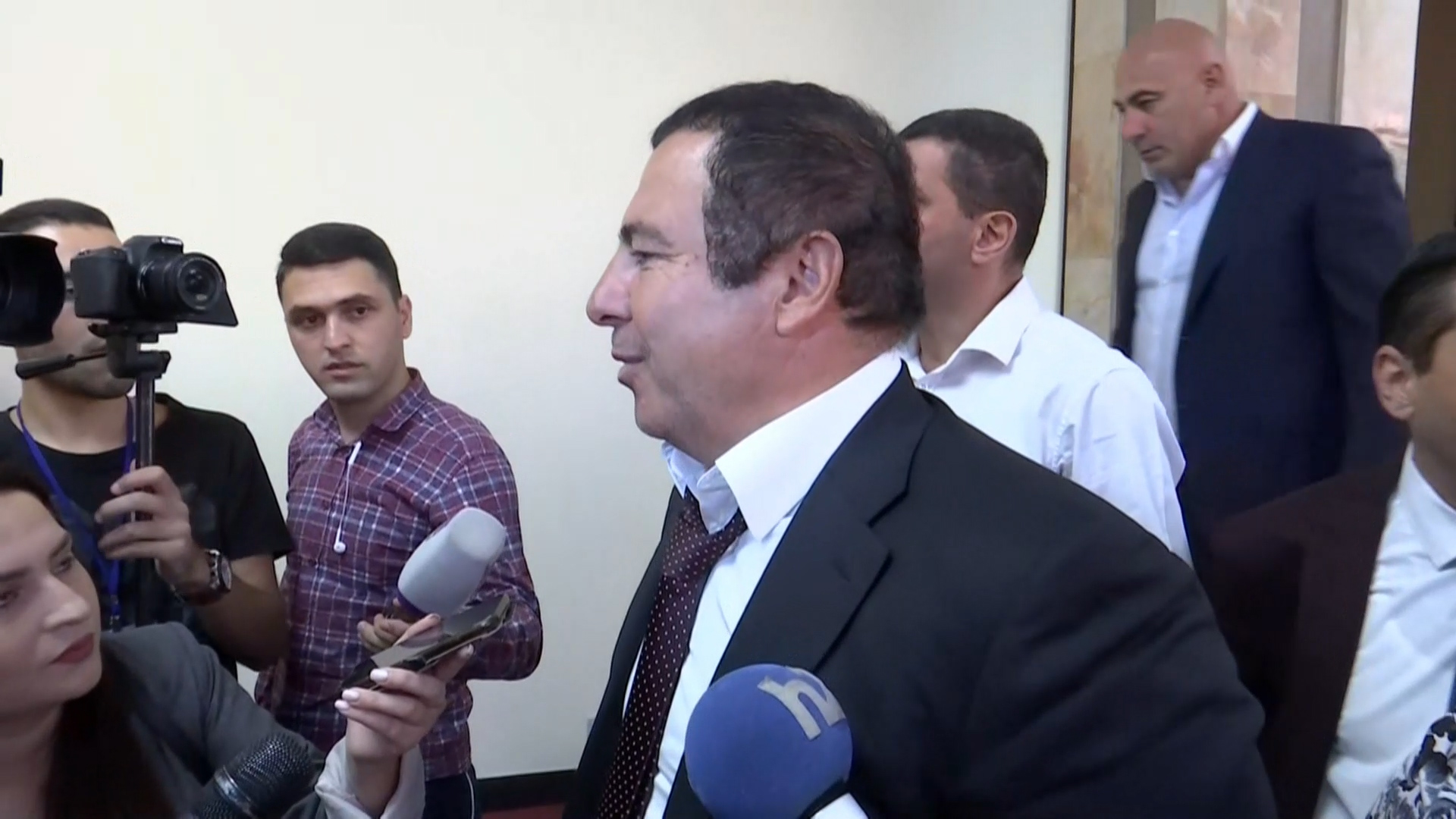 Օրենքի առաջ բոլորը հավասար են. Ծառուկյանը՝ Սեդրակ Առուստամյանին առաջադրված մեղադրանքի մասին