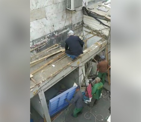 «Բարեկամության»` աստիճանների վրա կառուցված կրպակներն ապամոնտաժվում են