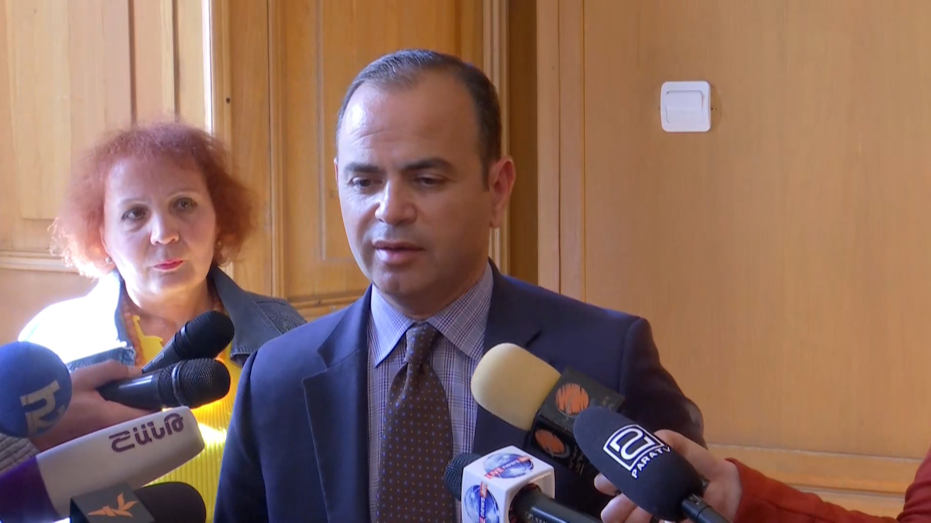Մաքսավորի բարեհամբույր դեմքը բավարա՞ր է հայրենադարձությունը խթանելու համար. հարց Զարեհ Սինանյանին