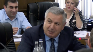 Պարզեցո՞ւմ, թե՞ շրջանցում․ բանակին նվիրվող ապրանքները ԱԱՀ-ից ազատելու նախագիծը չընդունվեց