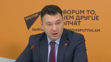 ՀՀ-ում նոր արտահերթ խորհրդարանական ընտրություններ են հարկավոր. Էդուարդ Շարմազանով