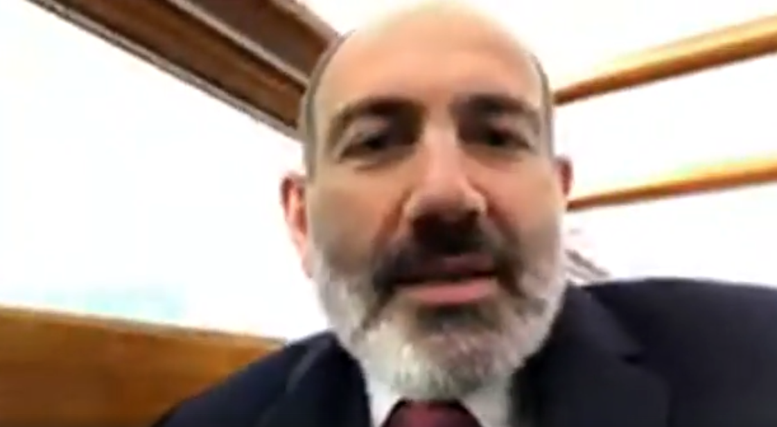 Գնում ենք սուրբ Ղազար կղզի` զորակցություն հայտնելու Մխիթարյան միաբանությանը. Փաշինյանն ուղիղ եթերում է